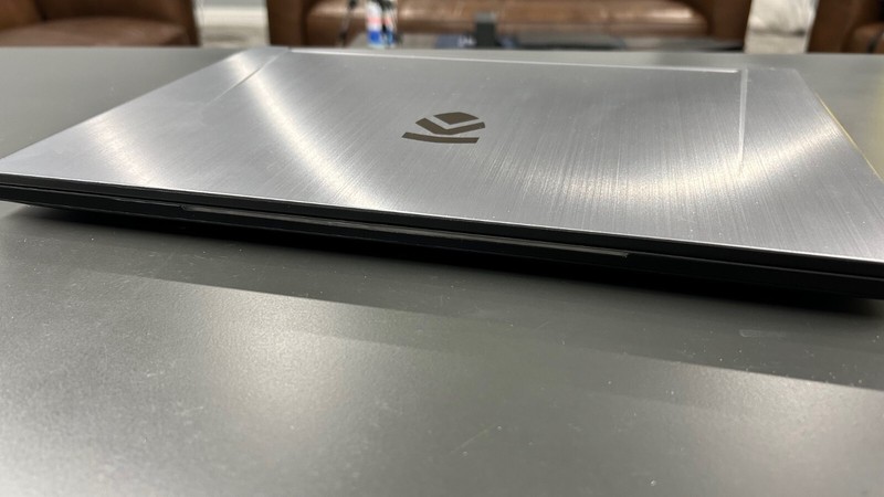 Eluktronics MECH 15 G1Rx gaming laptop. i7 8750H RTX 2070 Max-Q, FHD 144Hz W 11 gallery