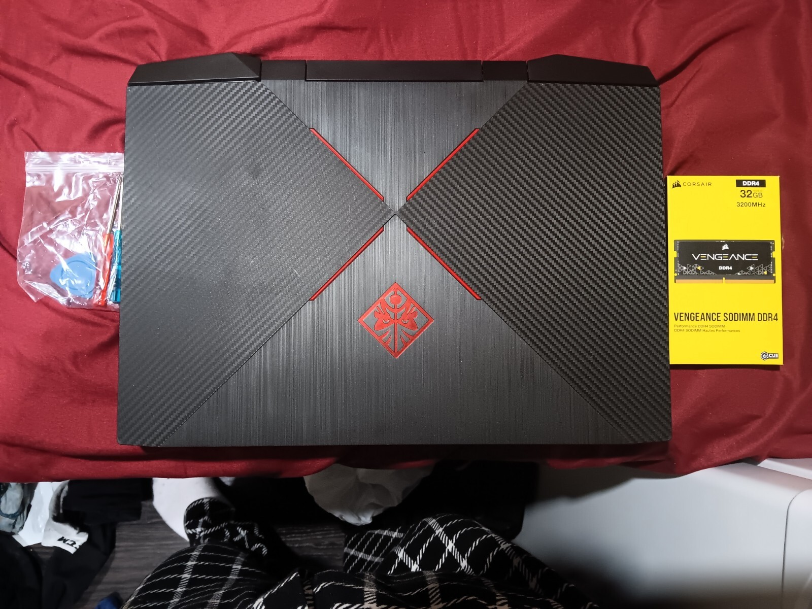 HP Omen 15 dc0xxx 32GB RAM @3200Mhz 512NvMe and 512SSD gallery