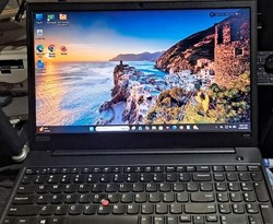 Lenovo ThinkPad E580 i5-7200 2.40GHZ 250gb SSD 8gb memory Webcam Win 11 Pro gallery
