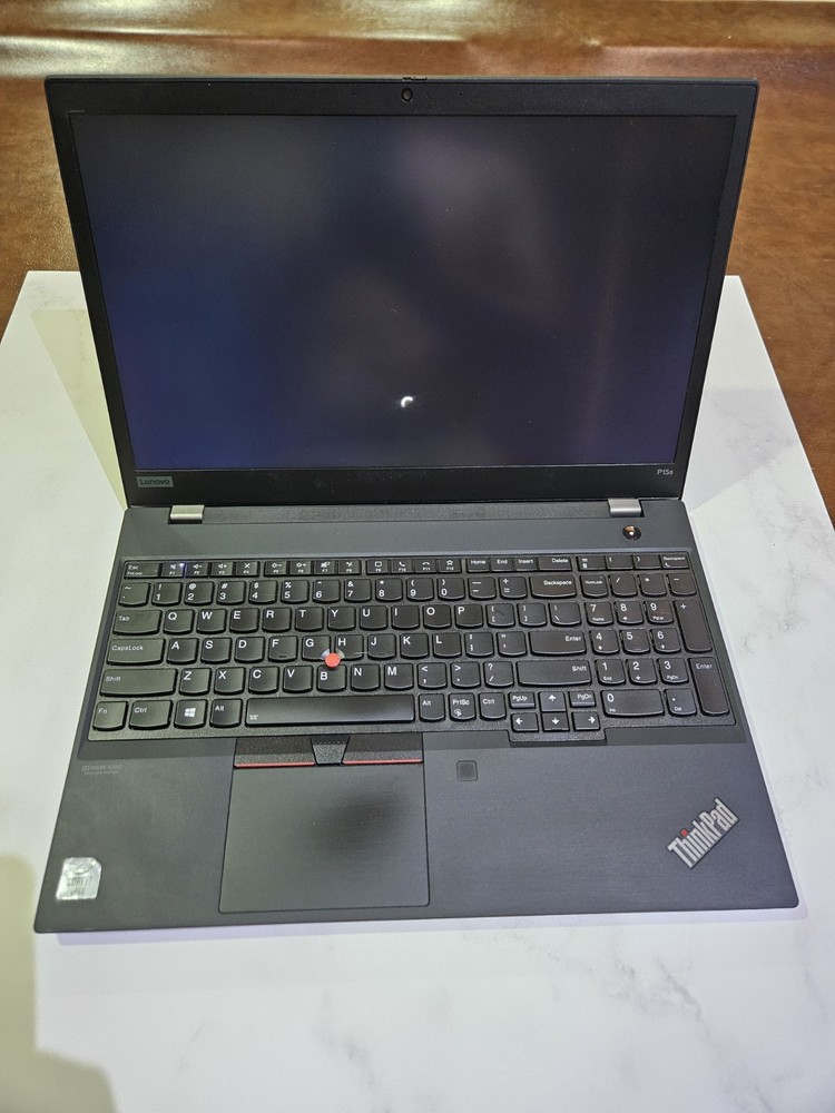 Lenovo ThinkPad P15s Gen 1 FHD i7-10510U 1.8GHz 16GB 1TB - NVIDIA Quadro P520