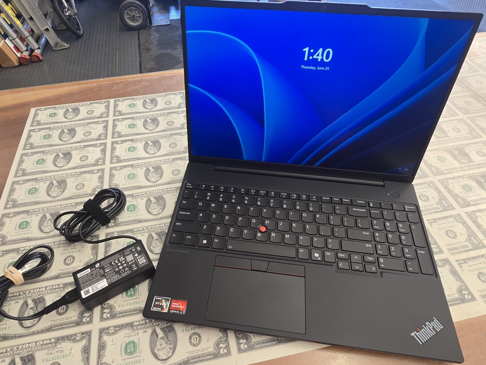 Lenovo ThinkPad E16 Gen 2 16" IPS Ryzen 5 7535U 2.9GHz 8GB RAM 256GB SSD WIN11P gallery