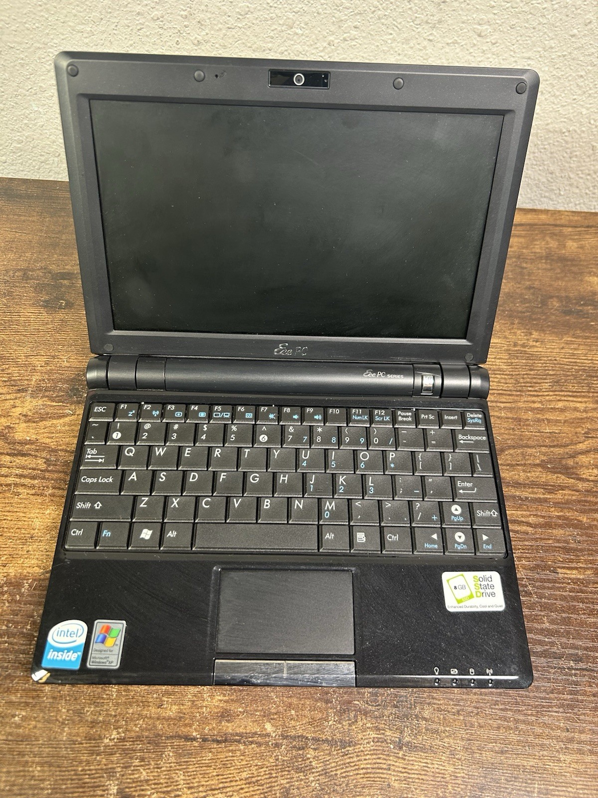 ASUS Eee PC 900sd Vintage Netbook – Windows XP – PARTS OR REPAIR gallery