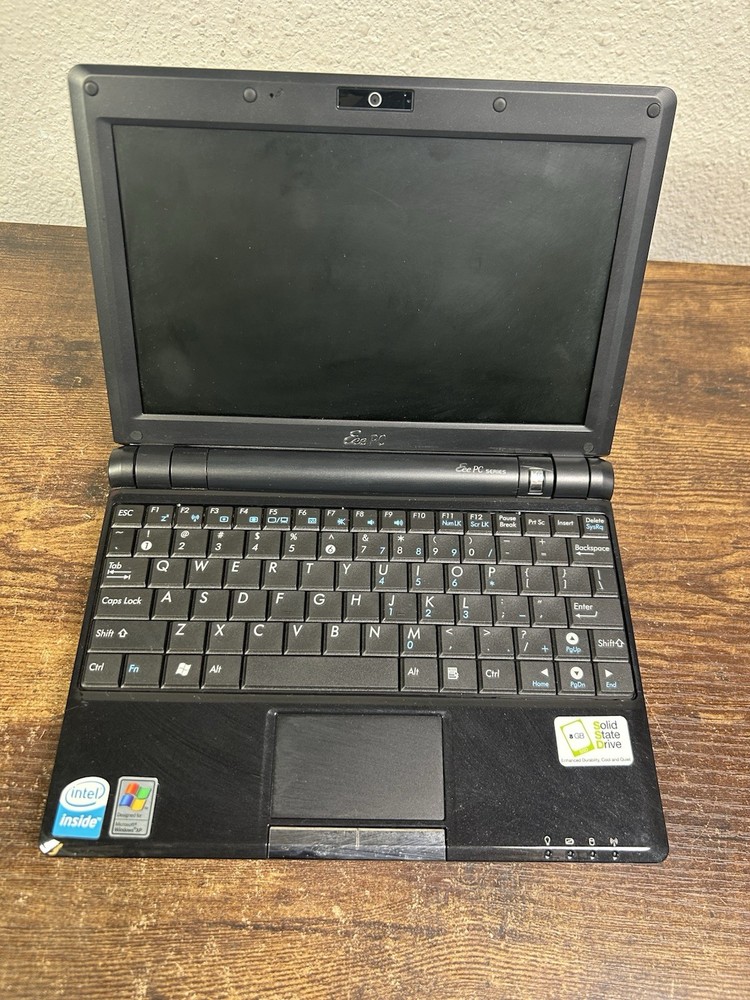 ASUS Eee PC 900sd Vintage Netbook – Windows XP – PARTS OR REPAIR