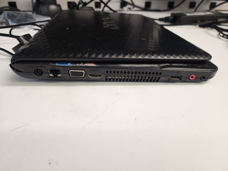sony vaio vpceg15en PCG-61A11W I3-2310@2.10ghz 2gb Ram 320gb Hdd gallery