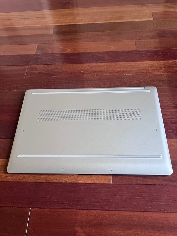 HP 17-cn2083dx 17.3" FHD Intel Core i3-1215U 1.2GHz 16GB RAM 512GB Silver gallery