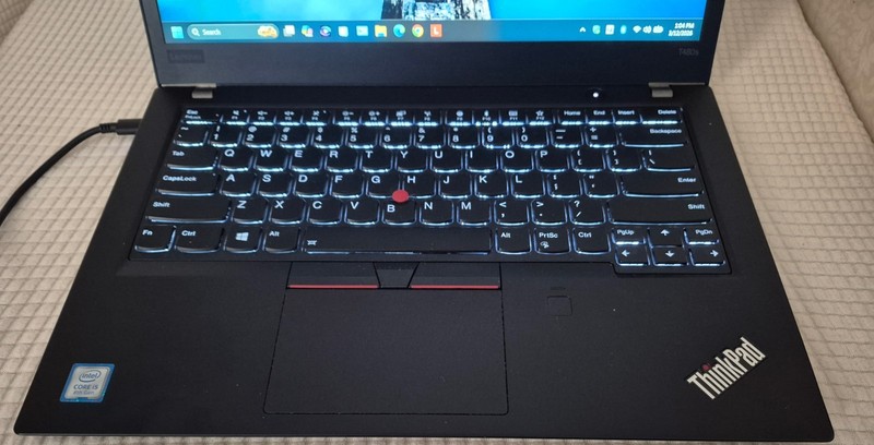LENOVO THINKPAD T480S i5-8250U 12GB RAM 256GB NVMe WIN 11 PRO + OFFICE PRO 2021 gallery