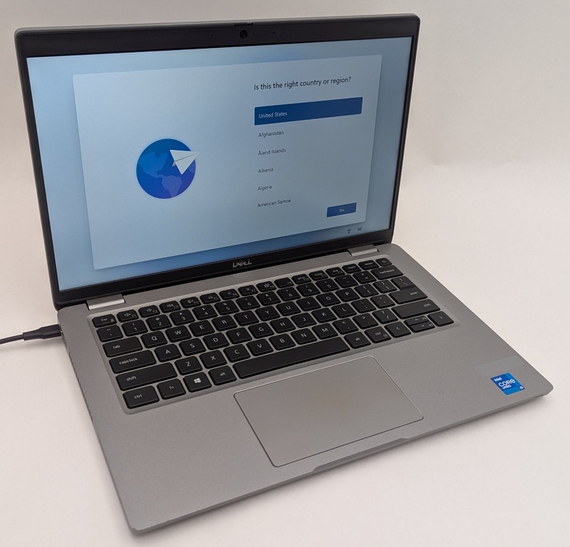 Dell Latitude 5420 14" Laptop i5-1145G7 2.60GHz 8GB RAM 256GB NVMe Windows 11 gallery
