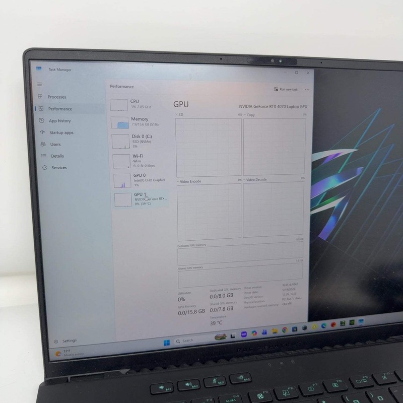 Asus ROG Zephyrus M16 16" i9-13900H 2.6GHz 16GB RAM 1TB SSD GeForce RTX 4070 gallery