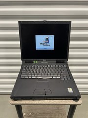 Dell Latitude C840 Laptop Pentium 4 512MB RAM 60GB HD FDD CD WINDOWS 2000 READ