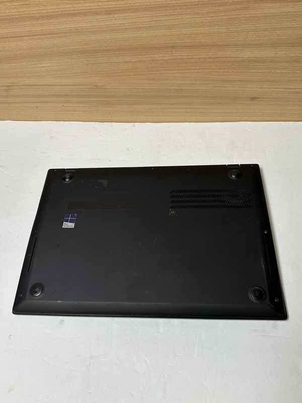 Lenovo ThinkPad X1 Carbon Intel Core i5-3427U 1.8GHz 4GB RAM No Hard Drive gallery