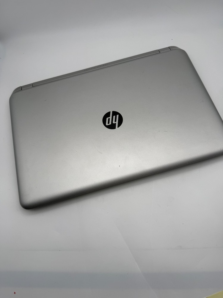 HP Pavilion 17T-F000 17.3" Laptop i3-4005U Please Read Description