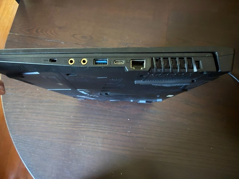 MSI GF75 10SCXR-003 Thin Gaming Laptop i5-10300H, GTX 1650 1080P 512GB SSD gallery