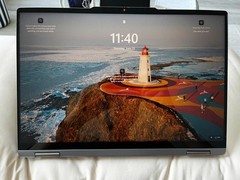 Lenovo Yoga 7 2-in-1 14AHP9 14″ Touch Ryzen 7 8840HS 16GB 1TB SSD