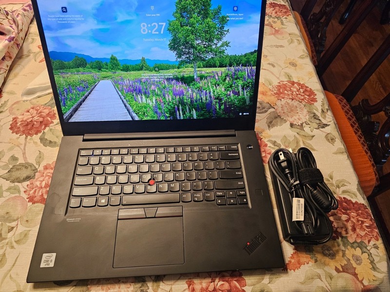 Lenovo ThinkPad X1 Extreme Gen 3 15.6" 4K Touch i9-10885H 32GB 512GB+500GB gallery