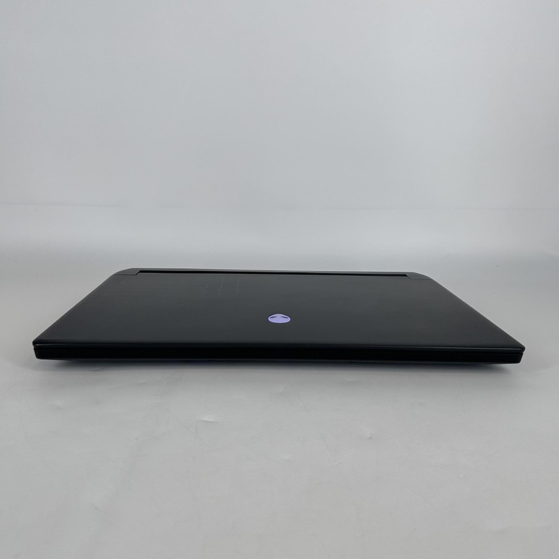 Dell Alienware m15 R7 240Hz 2K 2.5 GHz i9-12900H 32GB 1TB SSD RTX 3080 Very Good gallery