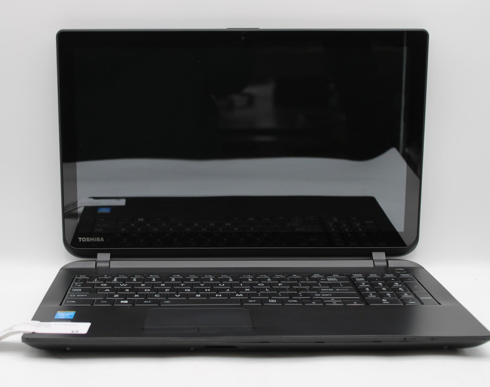 Toshiba Satellite C55t i3-4005U @ 1.7 GHz 4GB RAM 256GB SSD No OS