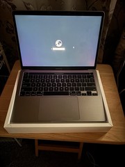 Apple MacBook Pro 13″ 2017 i5 2.3GHz 8GB 256GB SSD Gray Mac OS Box