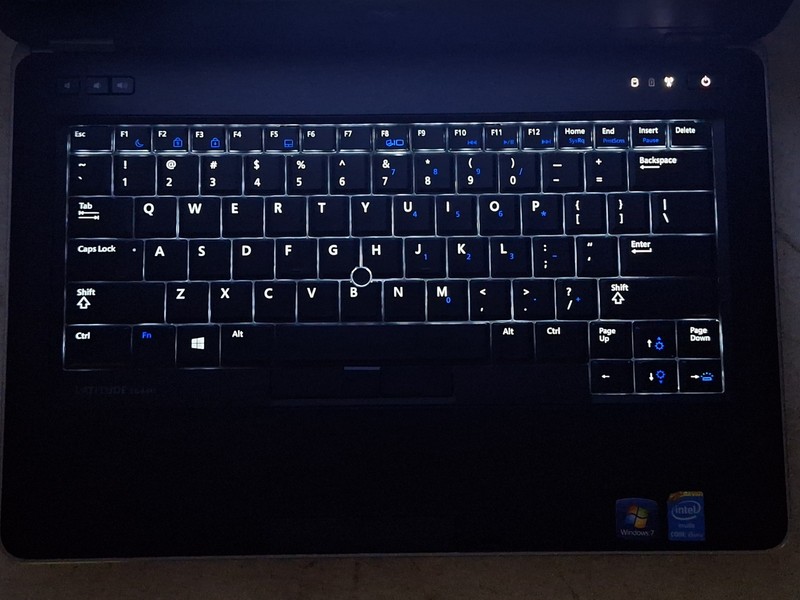 Dell Latitude E6440 Laptop PC Core i5-vPro 2.7GHz 4GB 320GB Office 2010 Win7PRO gallery
