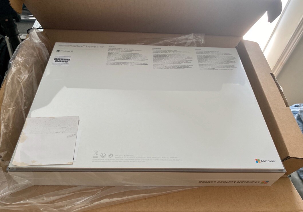 Microsoft Surface Laptop 3 (15 in | AMD Ryzen 7 (Gen 3) | 512GB SSD | Platinum) gallery