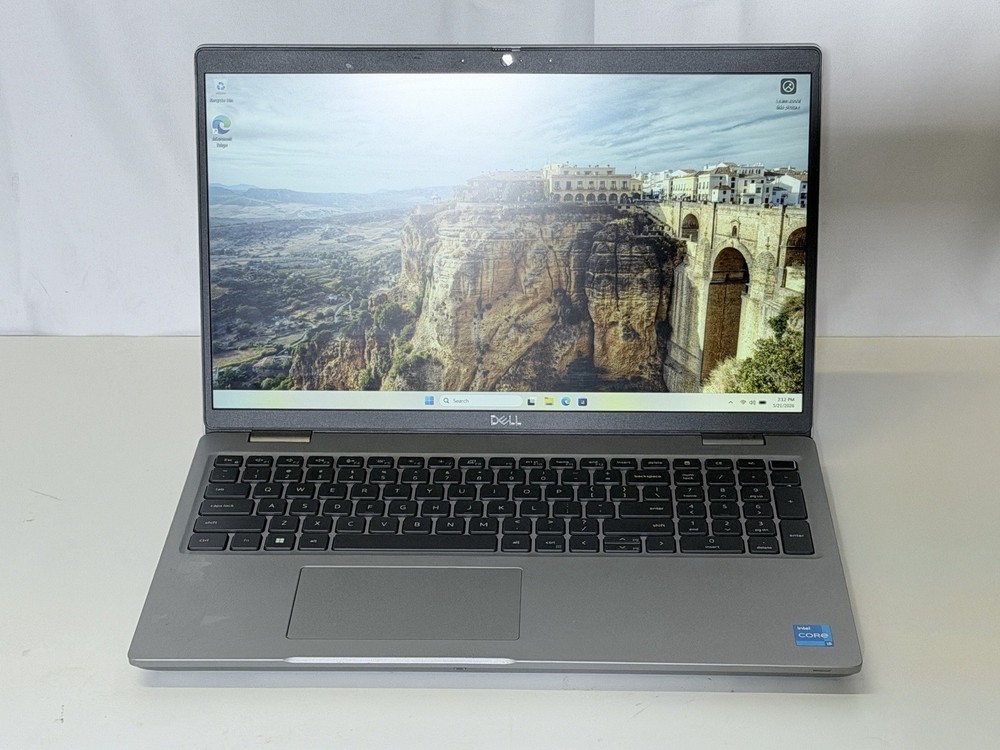 Dell Precision 3571 Intel Core i5-12600H 32GB 512GB 15.6" WIn11P