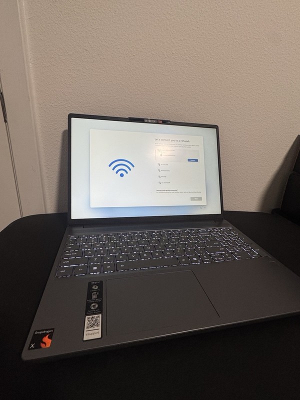 Lenovo IdeaPad Slim 3 15Q8X10 Luna Gray Laptop Snapdragon X 8 Core gallery