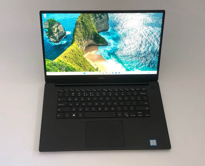 Dell 15.6" XPS 15 7590 i7-9750H 2.60GHz 32GB Ram 1TB SSD GTX 1650 Win 1 1 Pro gallery