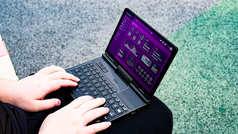 2025 GPD Pocket 4 Mini PC Portable Compact PC AMD AI9 HX370 32GB RAM + 2TB SSD gallery