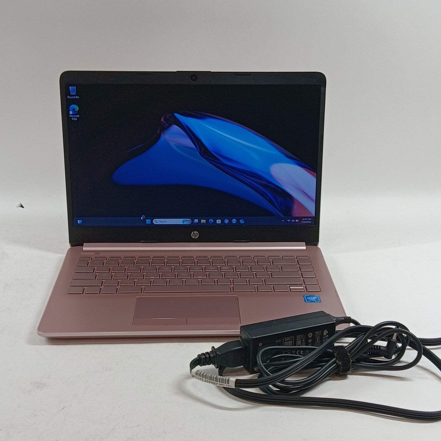 HP Laptop 14-cf2112wm 14" Celeron N4120 1.1GHz 4GB RAM 64GB SSD READ gallery