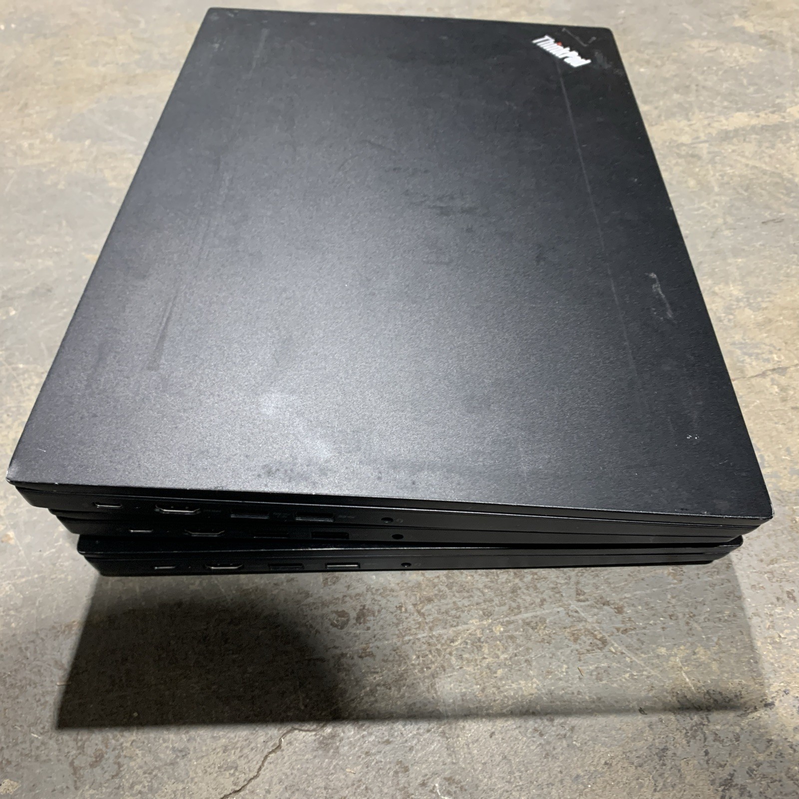 Lote (3) Lenovo ThinkPad E580 15" FHD I5-8250U For Parts As Is gallery