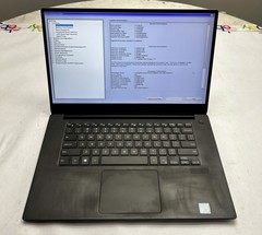 Dell Precision 5540 Mobile Workstation – Intel Core i9-9880H/16gb/1tb/win11pro