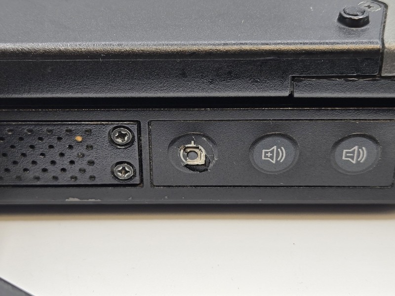 Getac V110G4 2-in-1 11" HD Touch I5-7200U 256GB SSD 16GB W10 Pro Backlit *READ* gallery