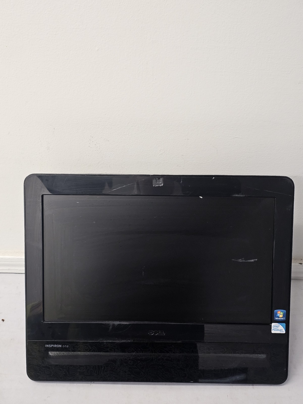 Dell Inspiron One 19A All-In-One - Intel Pentium E5400 - 4GB RAM 640GB HDD READ gallery