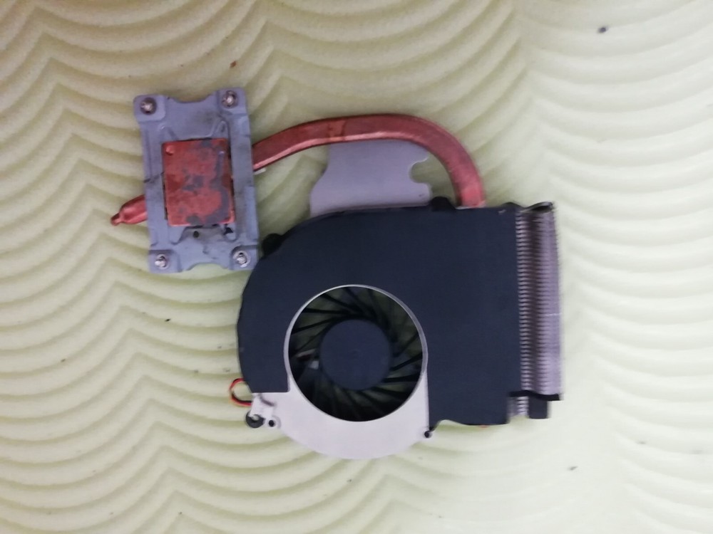 HP CQ43 CQ57 G57 with Fan 646181-001 - Heatsink Fan