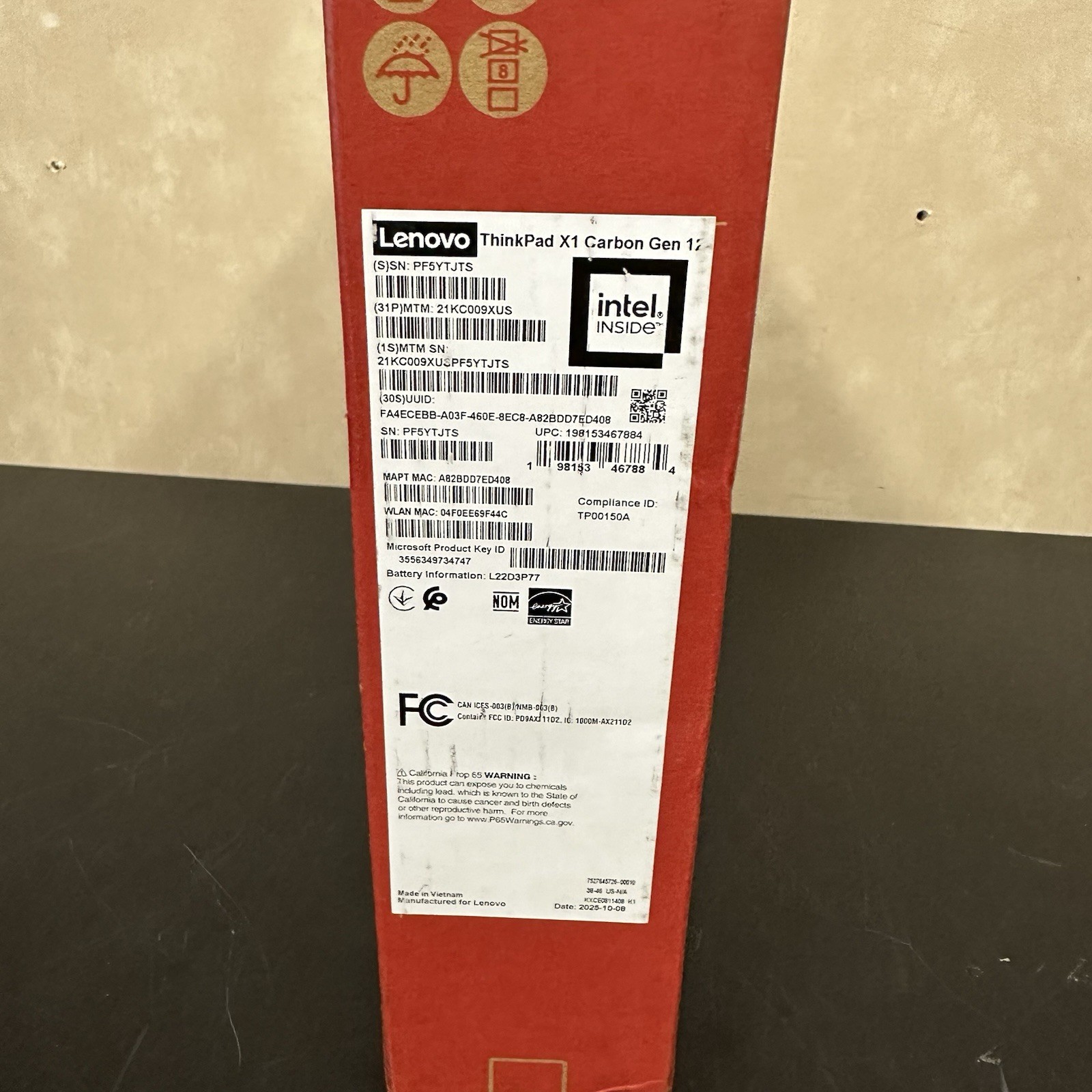 Lenovo Thinkpad X1 Carbon Gen 12, Ultra 7, 32GB, 1TB SSD, 14" Touchscreen gallery