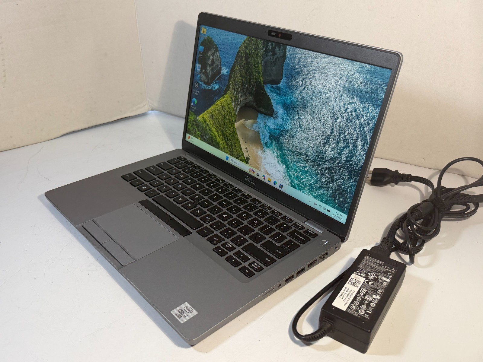Dell Latitude 5410 laptop 14" i7-10610U 16GB RAM 512GB NVMe Win 11 Pro gallery
