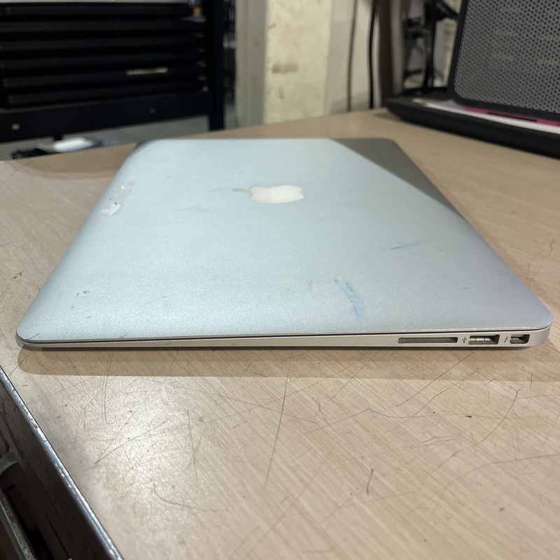 APPLE MACBOOK AIR 13" EARLY 2015 CORE I5-5250U 1.6GHZ 4GB RAM NO OS gallery