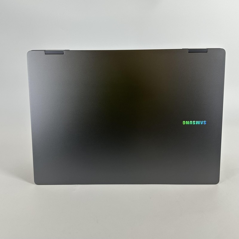 Samsung Galaxy Book5 Pro 360 16 Gray QHD+ TOUCH 2.2GHz Ultra 7 258V 32GB 1TB SSD gallery