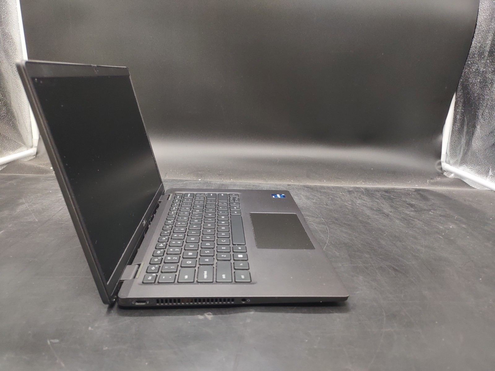 Dell Latitude 7430 i7 1265U 16GB RAM NO NVME NO OS gallery