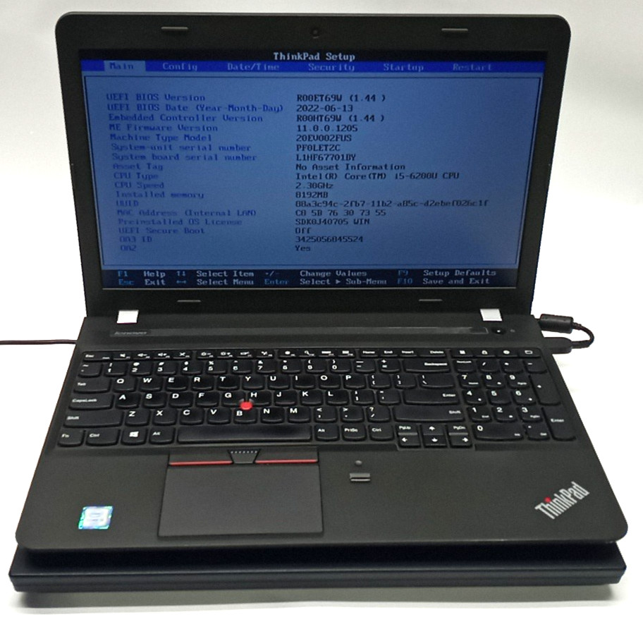 Lot of 2 Lenovo ThinkPad E560/L560 i3&i5-6th Gens 8GB RAM No HDD No OS MC098*!