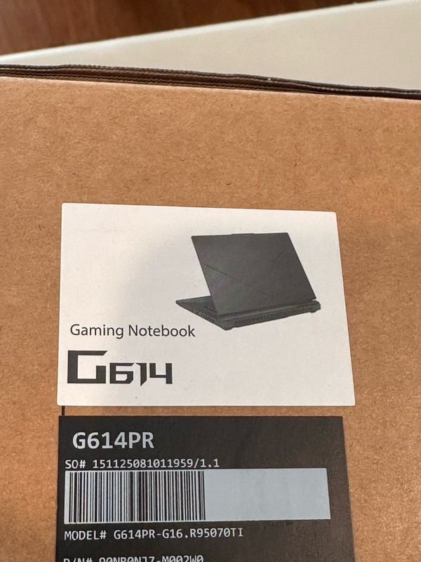ASUS - ROG Strix G16 16" FHD 165Hz Gaming Laptop - AMD Ryzen 9 8940HX - 16GB ... gallery