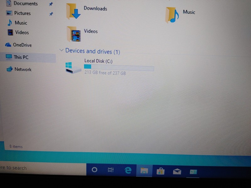 Lenovo ThinkPad E585 AMD Pro Ryzen 3 2200U @2.50 GHz, 16GB RAM , 256GB SSD WIN10 gallery