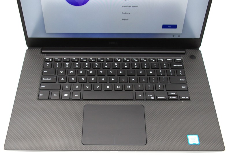 Dell XPS 15 7590 - FHD - i7-9750H - 32GB RAM - GTX 1650 - 1TB SSD - Silver gallery