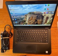 Dell 5490 14″ Laptop i7-8650U– 16GB/512gb+1tb/Win11 Pro 25H2+Office 2021-3 MORE