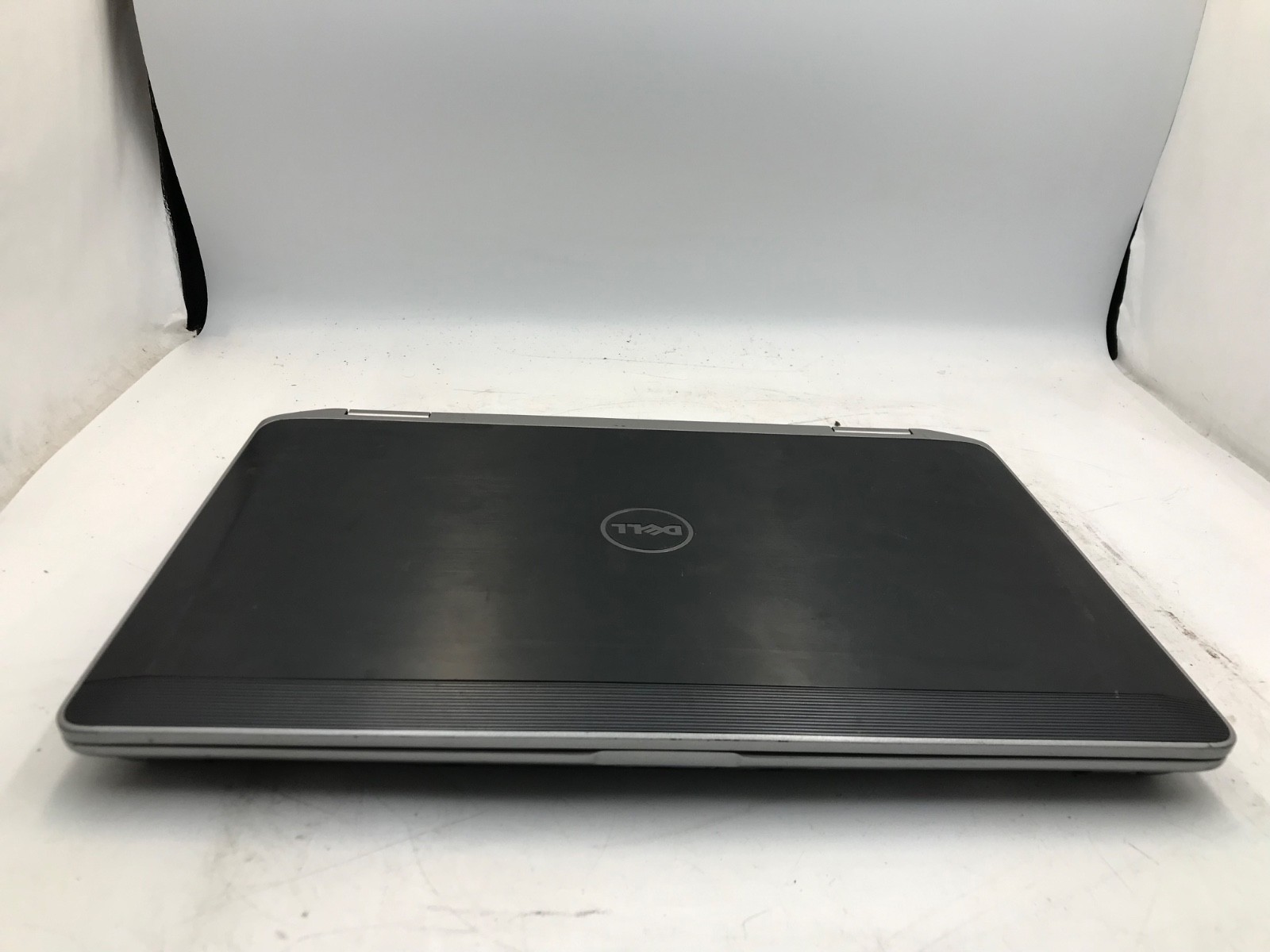 Dell Latitude E6320 Intel Core i5-2520M 13" -BOOTS/POWER ISSUES - MZ gallery