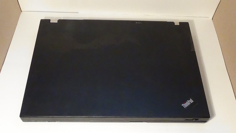 Lenovo Thinkpad T61 With Core 2 Duo T9300 & Nvidia Graphics With Docking Station gallery