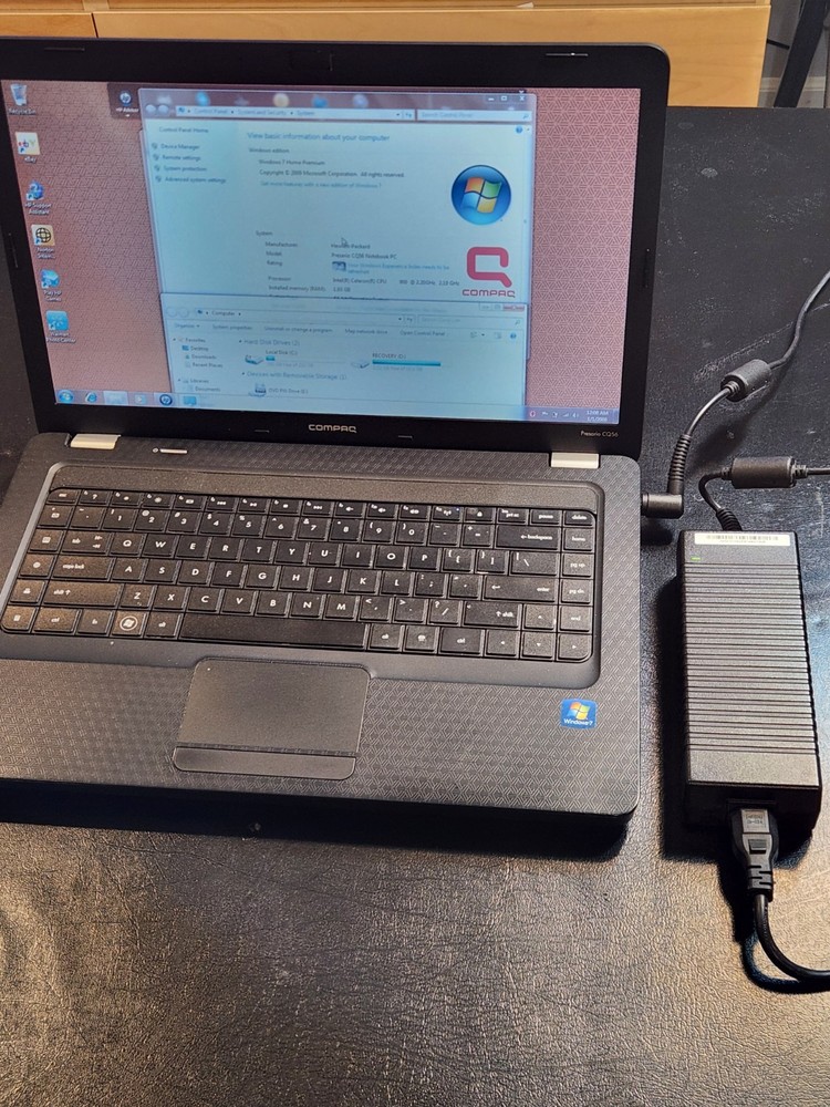 Compaq Presario CQ56 Intel Celeron 900 2.2GHz 2 GB RAM With Charger