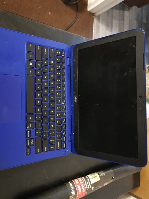 Dell Inspiron 11 3000 11.6 in (32GB, Intel Celeron N, 1.60GHz) Laptop - Blue gallery