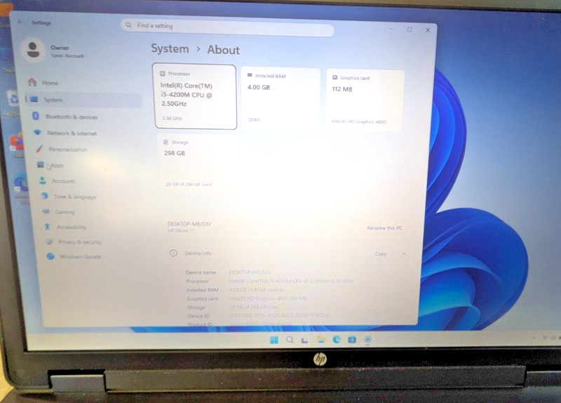 HP ZBook 17 Intel i5-4200M, 4GB, 320 GB HDD, Quadro K610M GPU, Win11, No PS gallery