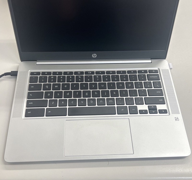 HP 14a-na0031wm 14 inch (64GB, Intel Pentium, 2.70GHz, 4GB) Chromebook -... gallery