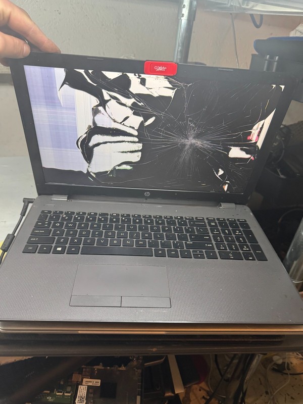 HP 255 G6 Laptop for Parts/Repair #5358 gallery